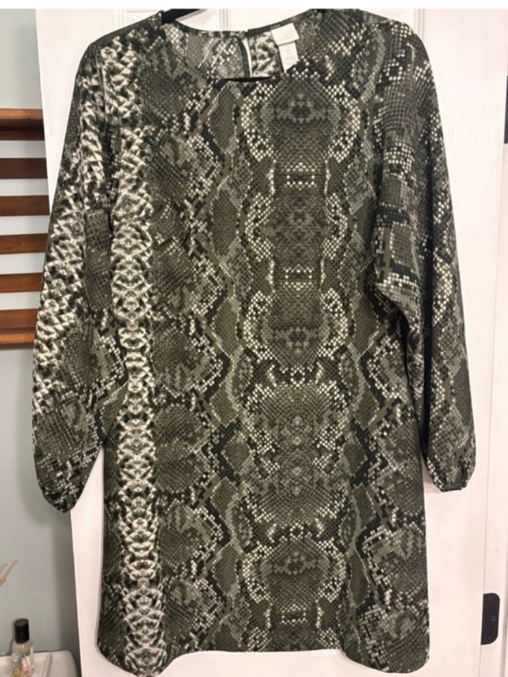 H&M Olive Green Snake Print Long Sleeve Dress | Size 4